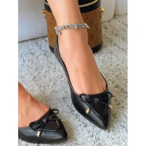 Bow Detail Classic Point Flats Black