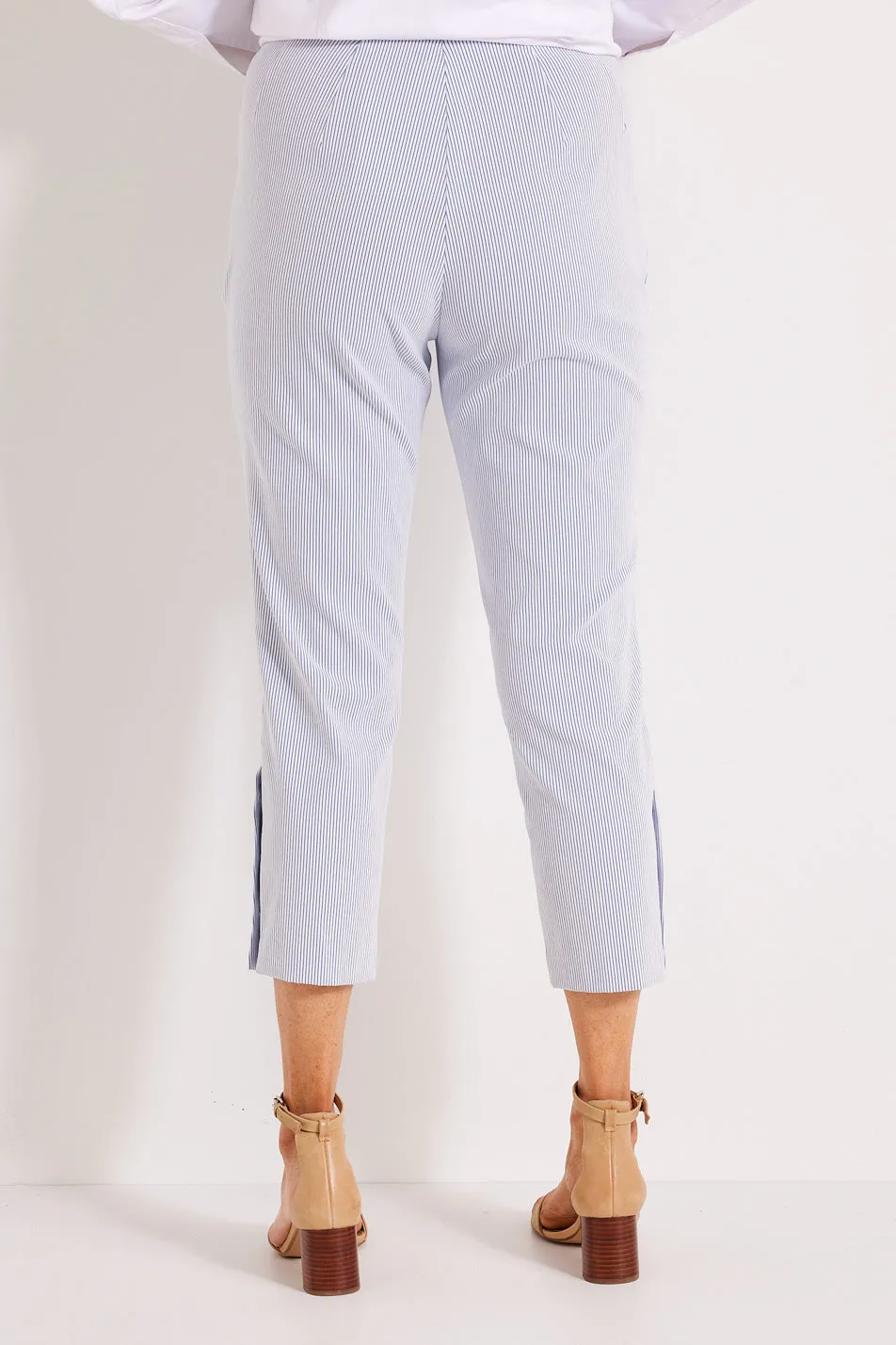 DANI STRIPE CROP PANT W/ BUTTONS