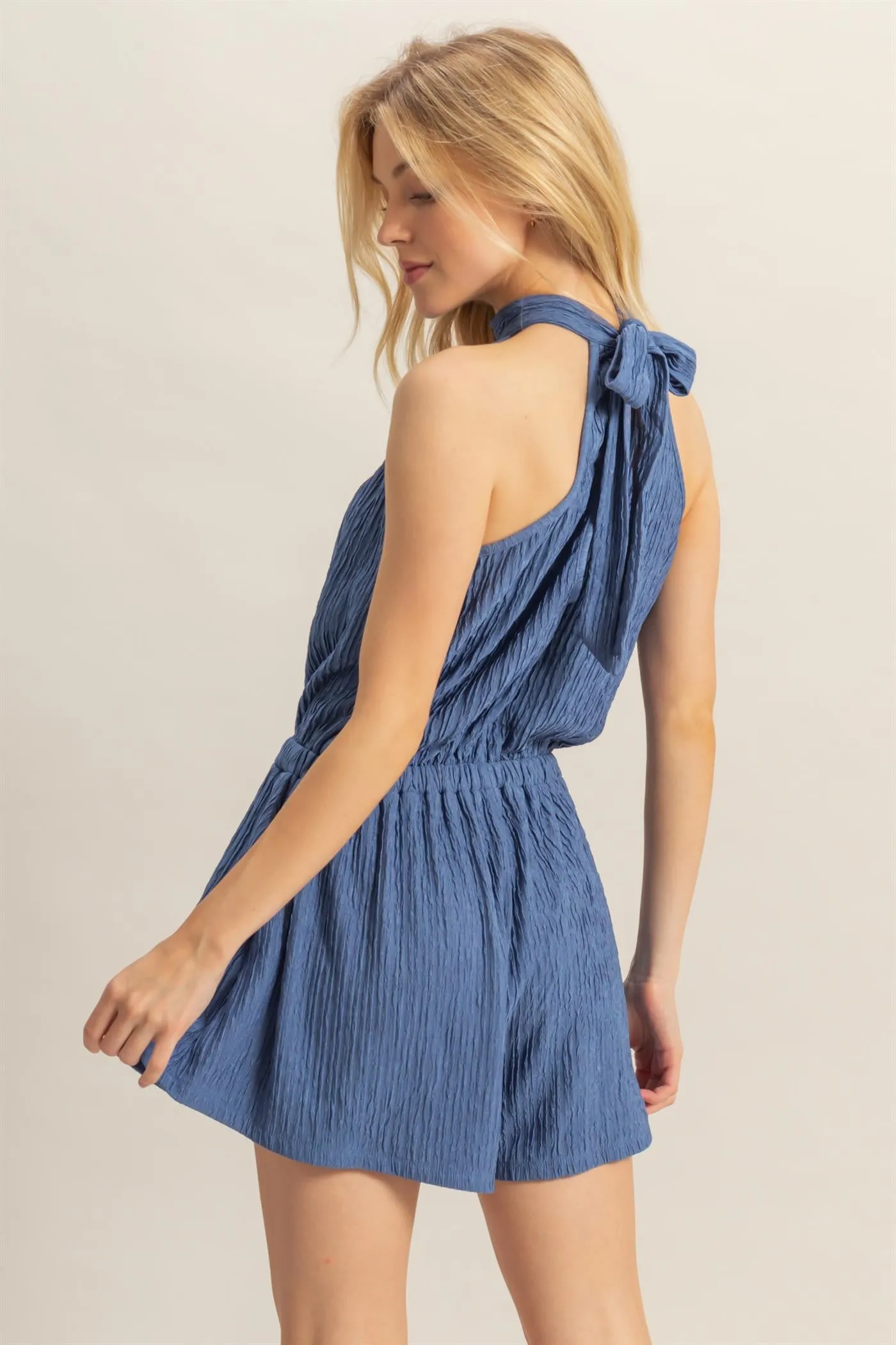 HF25C568-Textured Knit Sleeveless Halter Romper