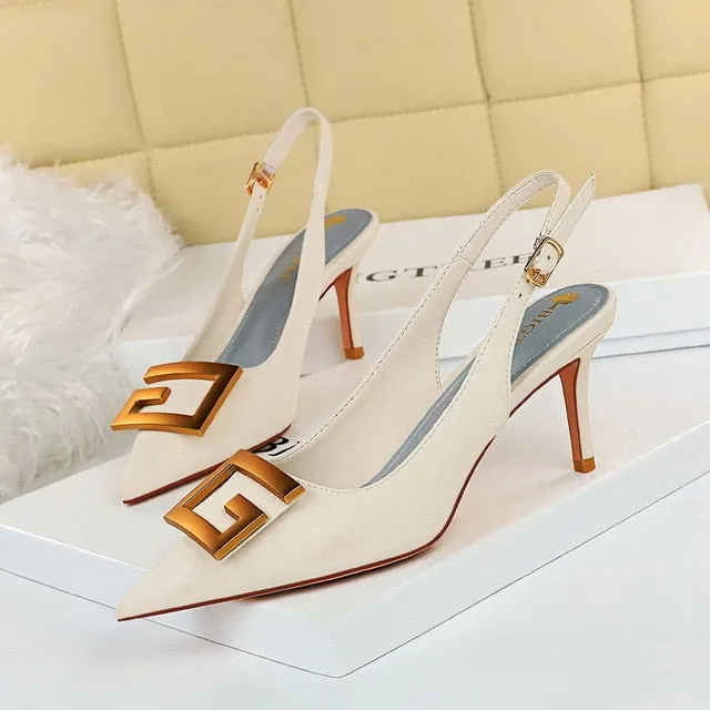 Metal Quartet Buckle Single Shoes