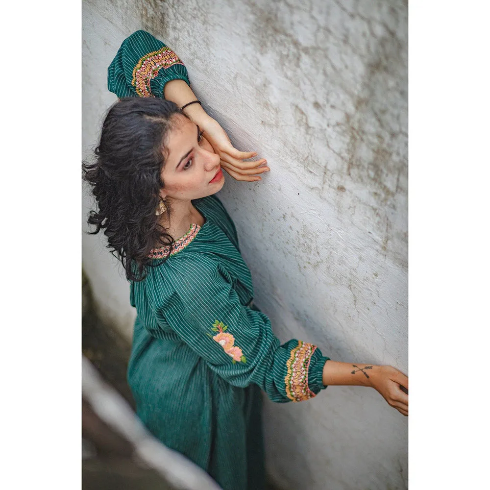 Mushio Shaad Dress with Hand Embroidery (Set of 2)