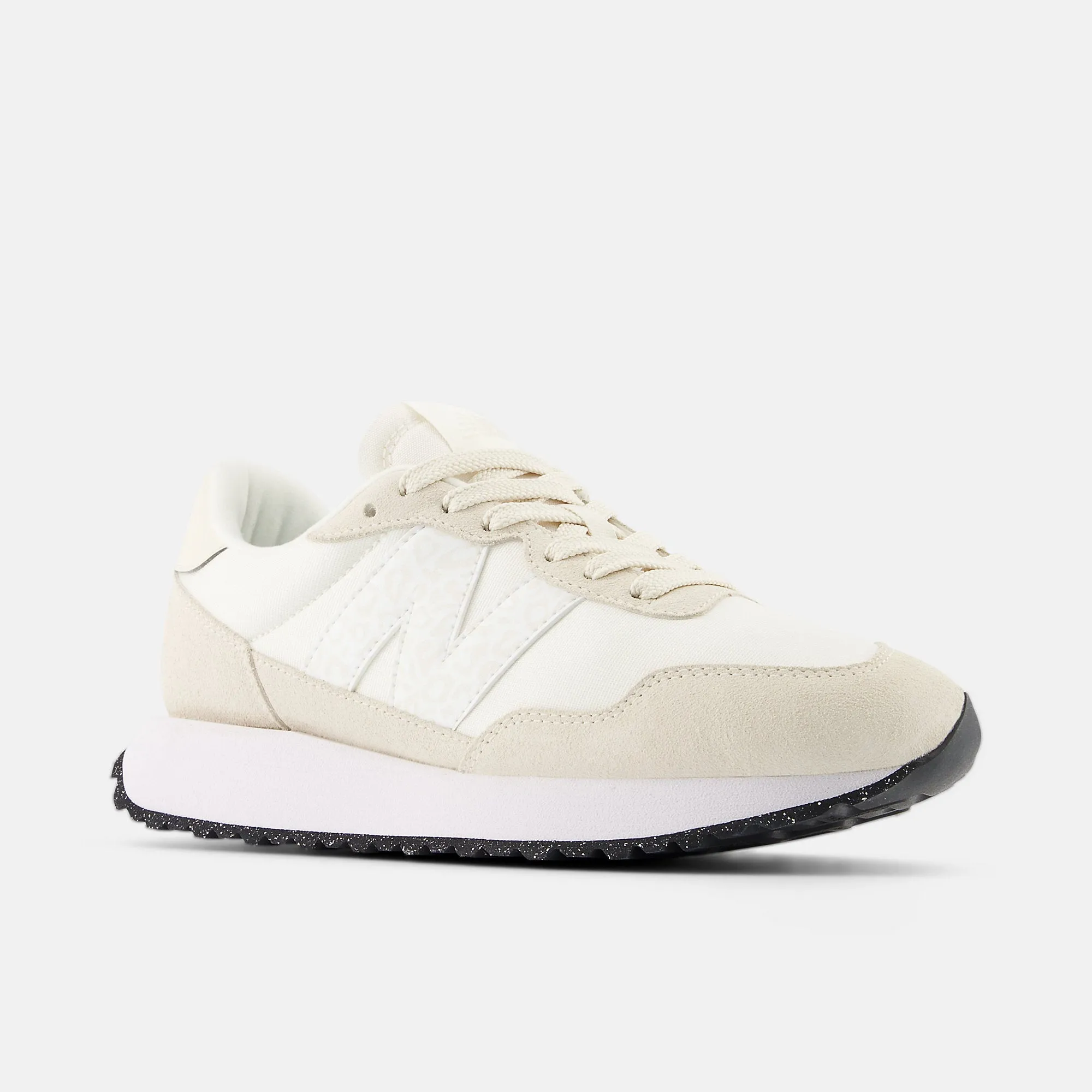 New Balance Womens 237 Fashion Trainers - Sea Salt / Linen