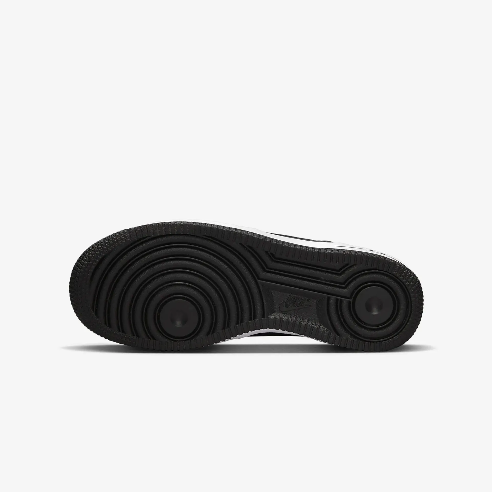 Nike | AIR FORCE 1 LV8  { BLACK
