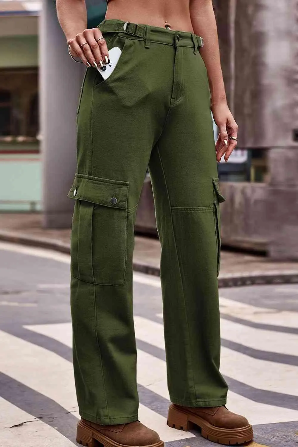 Relaxed Fit High Waist Cargo Jeans