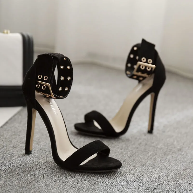 Rivets Suede Hasp High Chunky Heel Strap Sandals