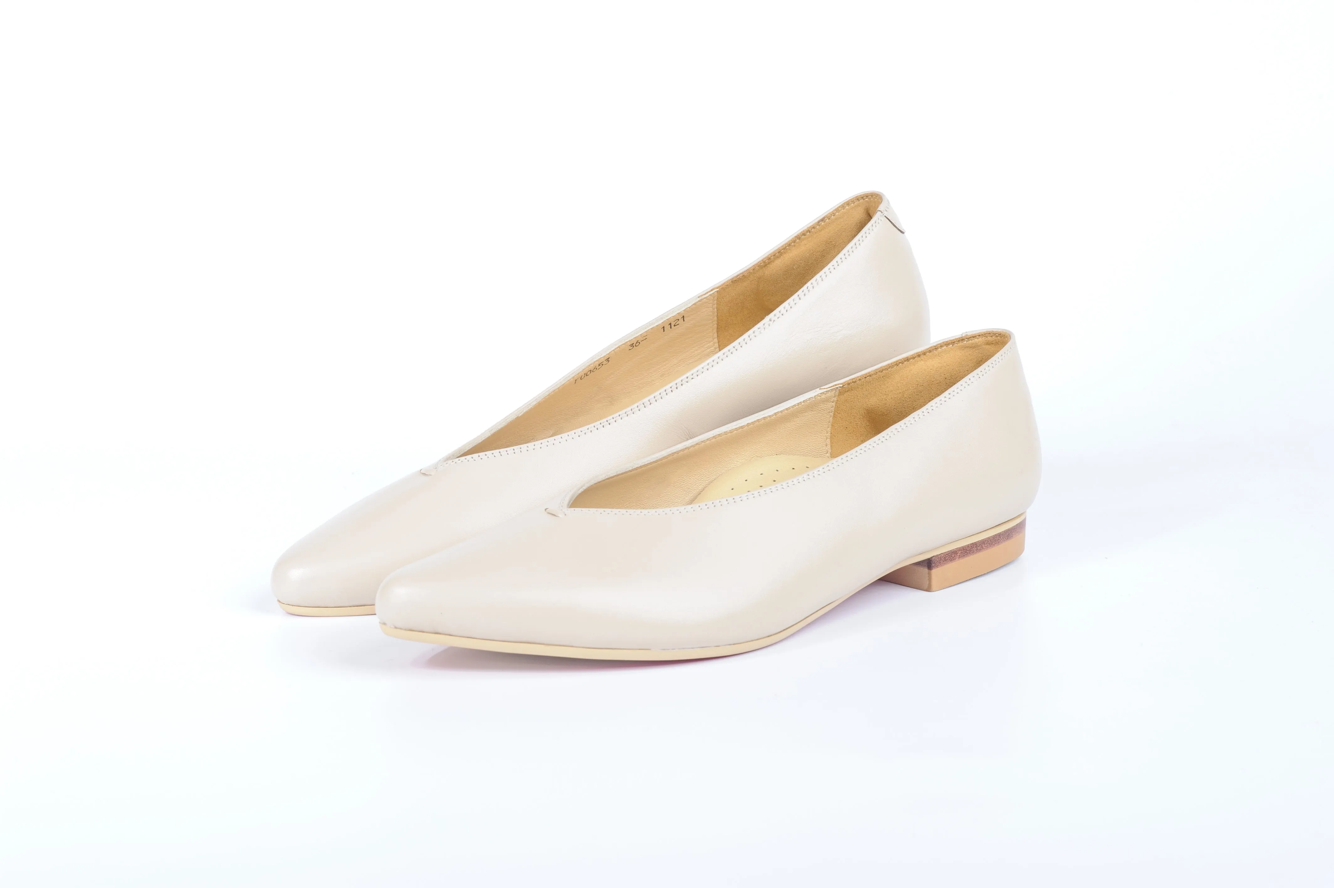 Shoeful CNY Flats - Maneki-Neko Meow