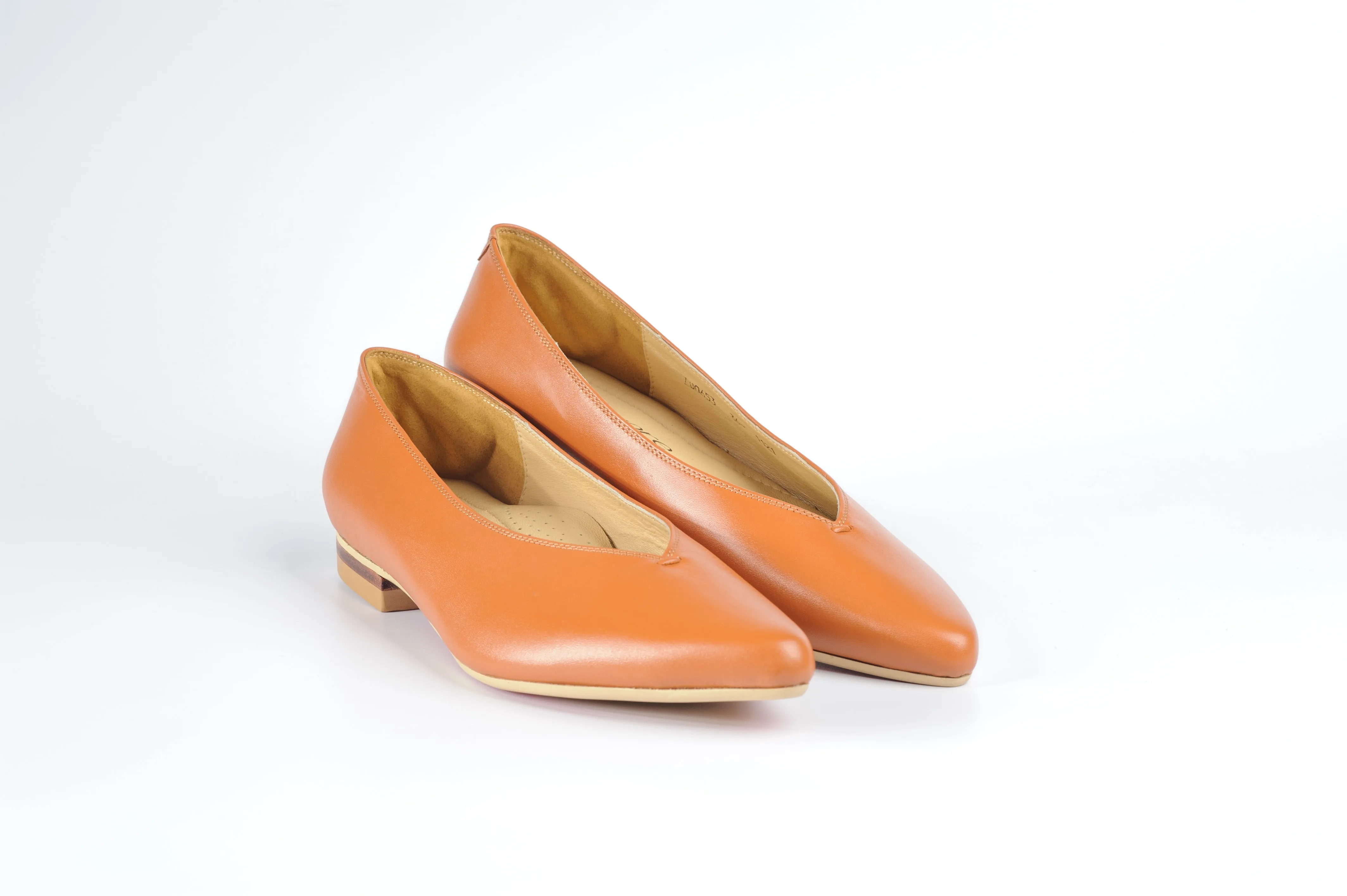 Shoeful CNY Flats - Maneki-Neko Meow