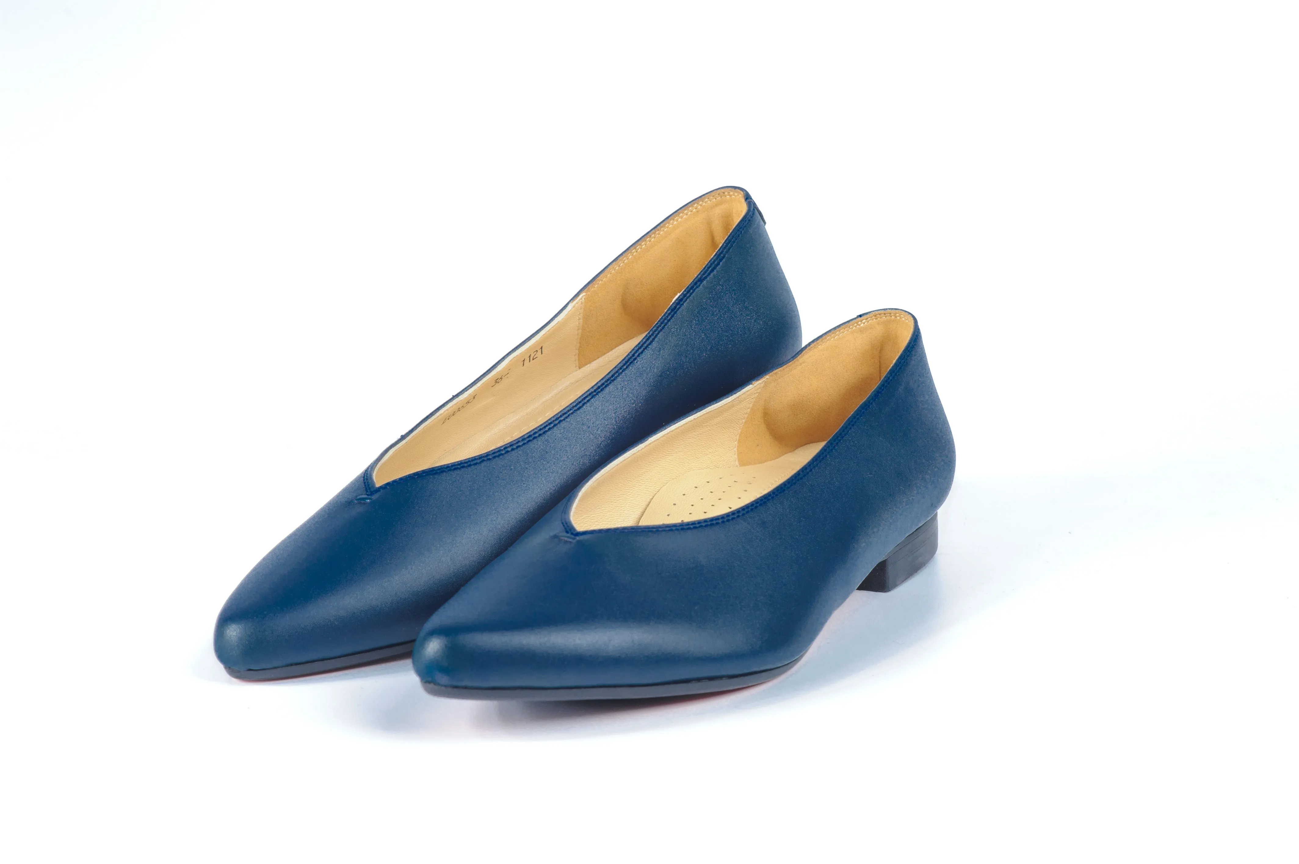 Shoeful CNY Flats - Maneki-Neko Meow